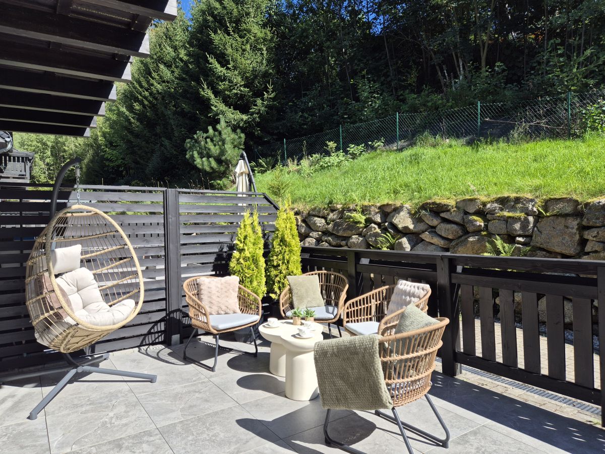 Terrasse im Apartment Heaven in Karpacz
