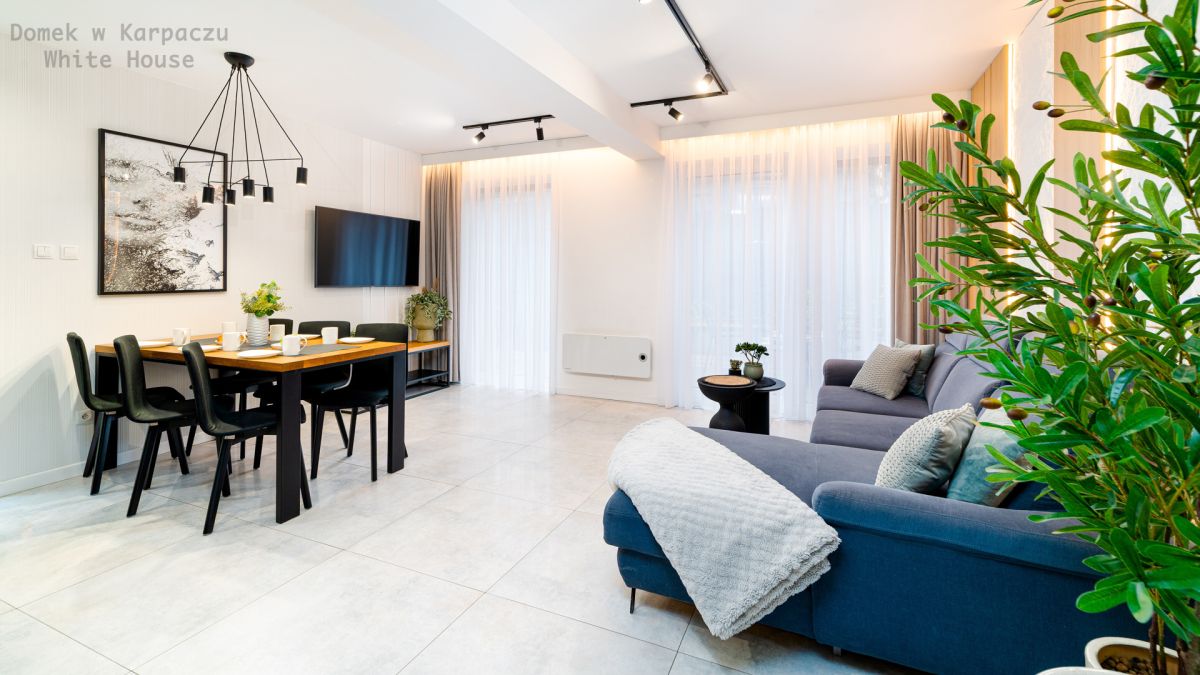Wohnzimmer im Ferienhaus White House in Karpacz