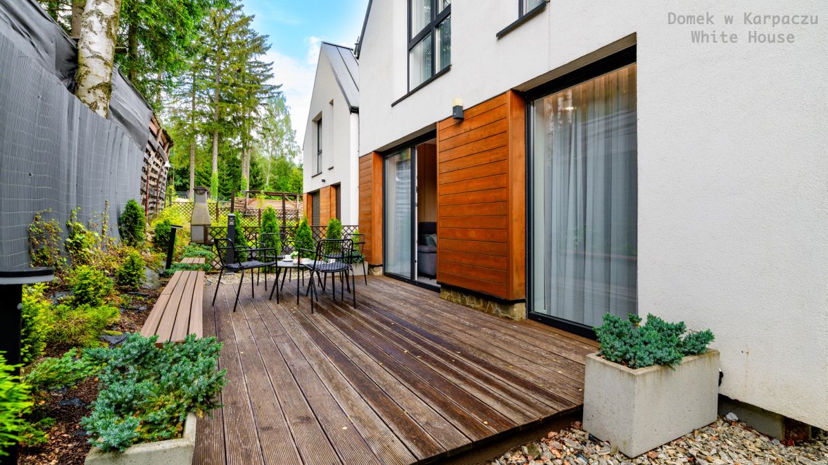 Terrasse am Ferienhaus White House