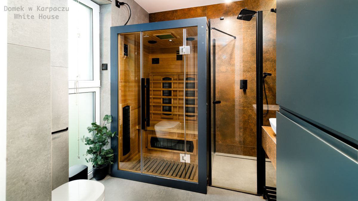 sauna w domku White House